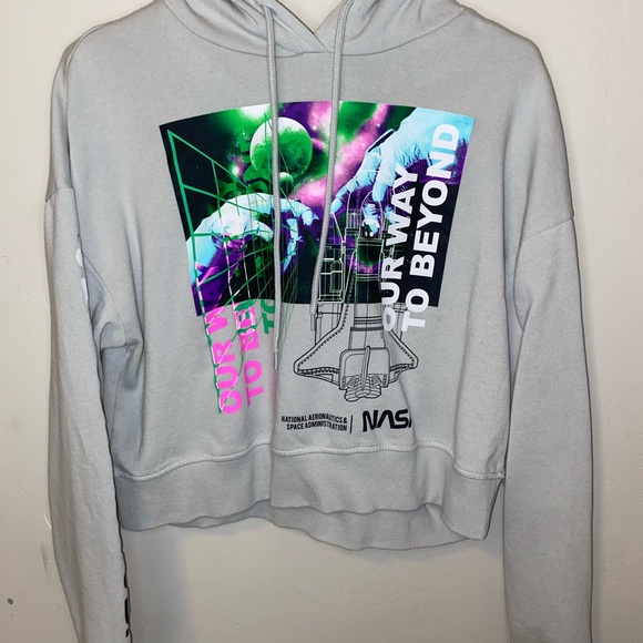 Hyper Space Cropped Hoodie, Tall Girl Friendly, One Size Fits All - Picture 1 of 3